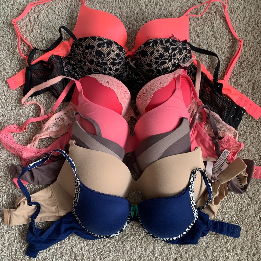 Bundle of 7 Victorias Secret EUC bras - 32C, 32B